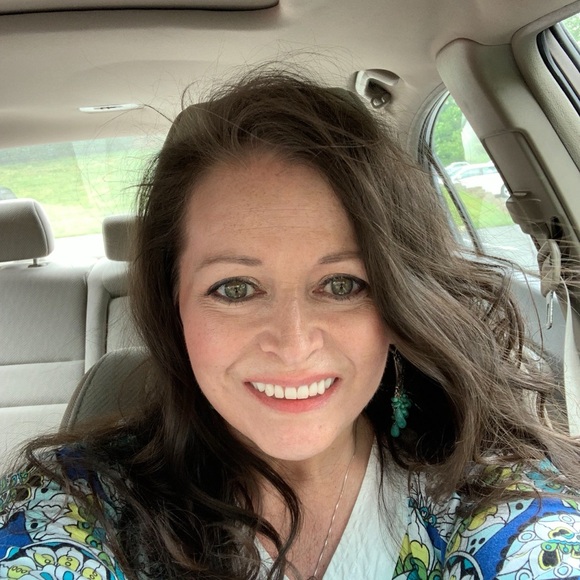 Meet your Posher, Betsy - Picture 1 of 1